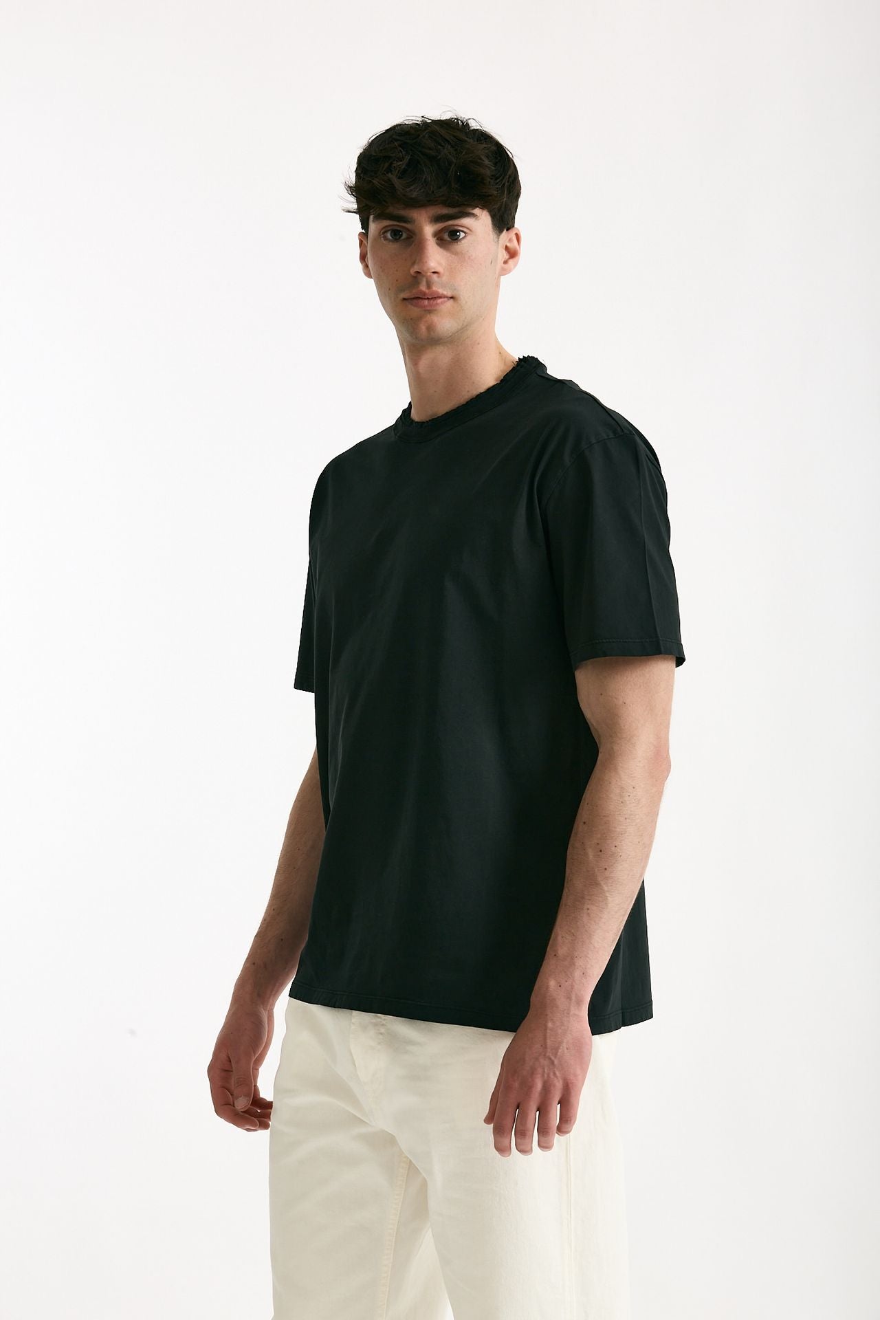 T-shirt girocollo in cotone nero uomo Grifoni - 1