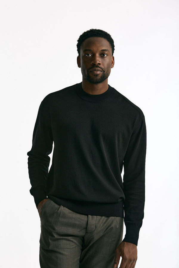 Maglia girocollo in cotone nero uomo Hosio