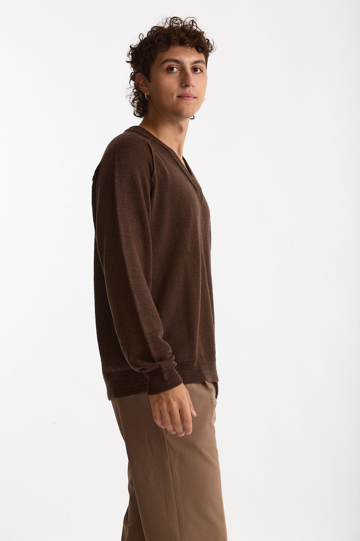 Maglia in lana marrone Scollo a V uomo Atomo factory - 2