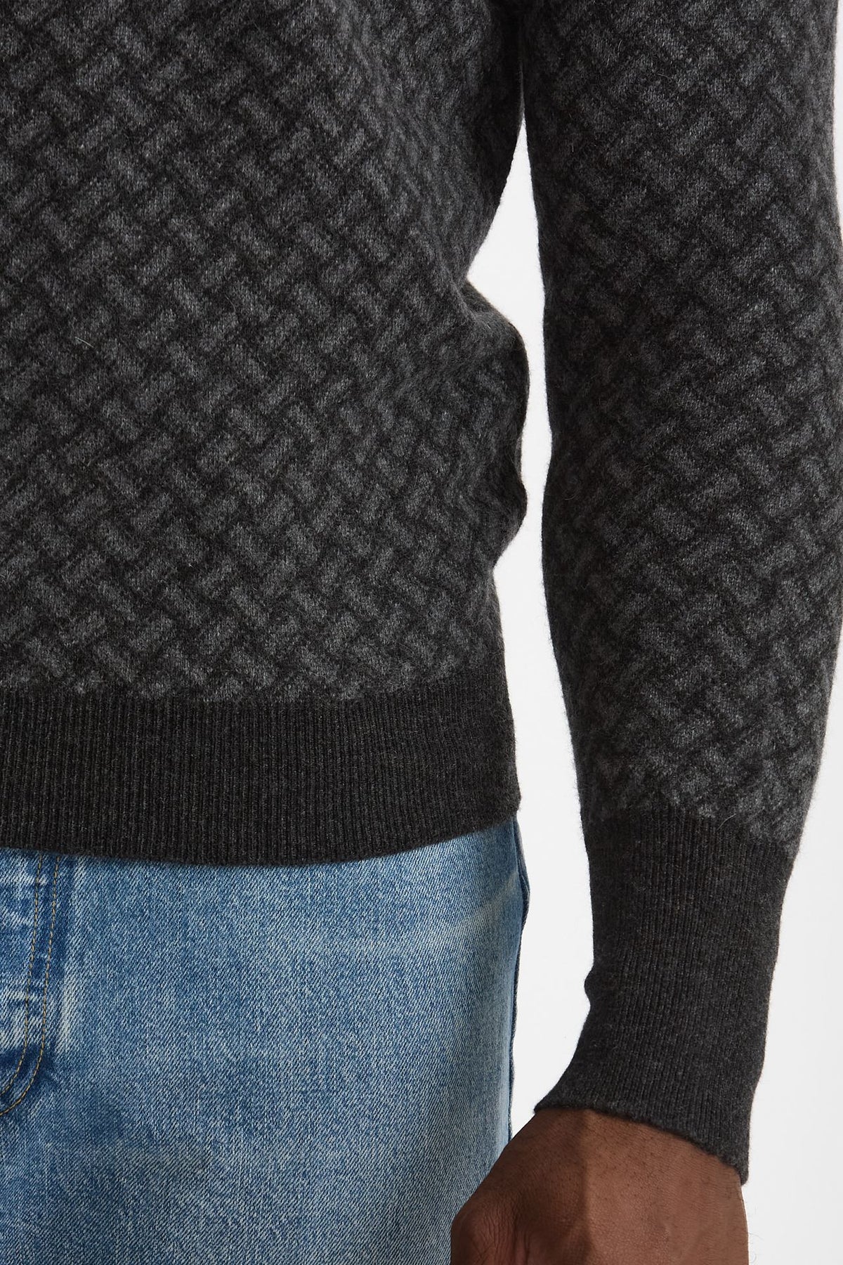 Maglia in cashmere fantasia grigio e antracite uomo Drumohr - 6