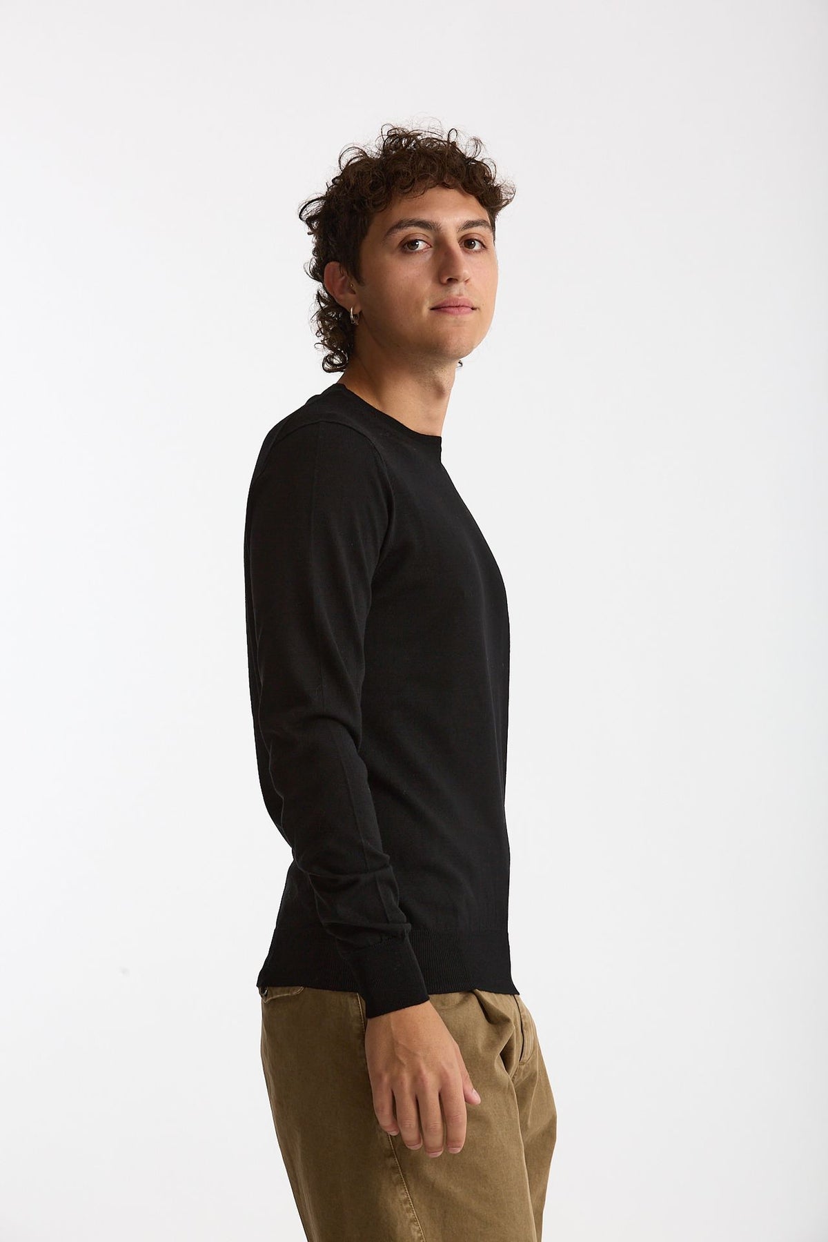 Maglia girocollo in lana rasata nero uomo Hosio - 1