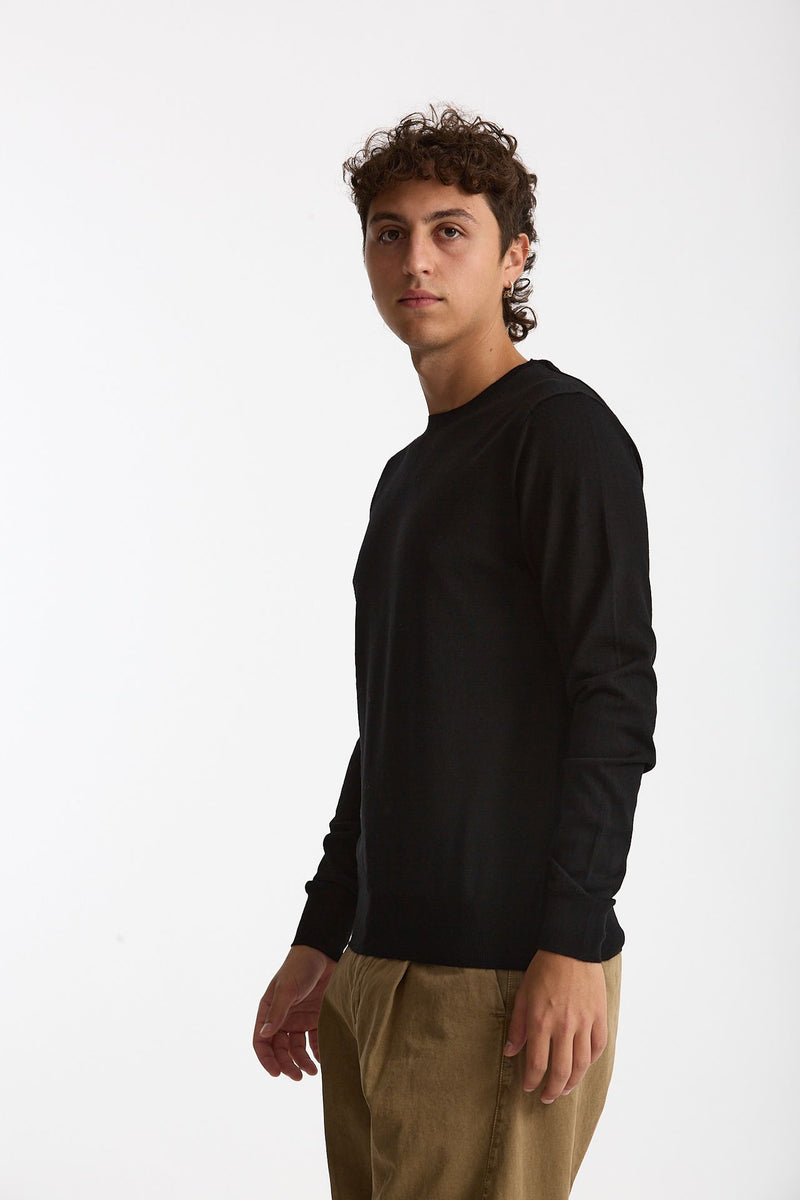 Maglia girocollo in lana rasata nero uomo Hosio - 4