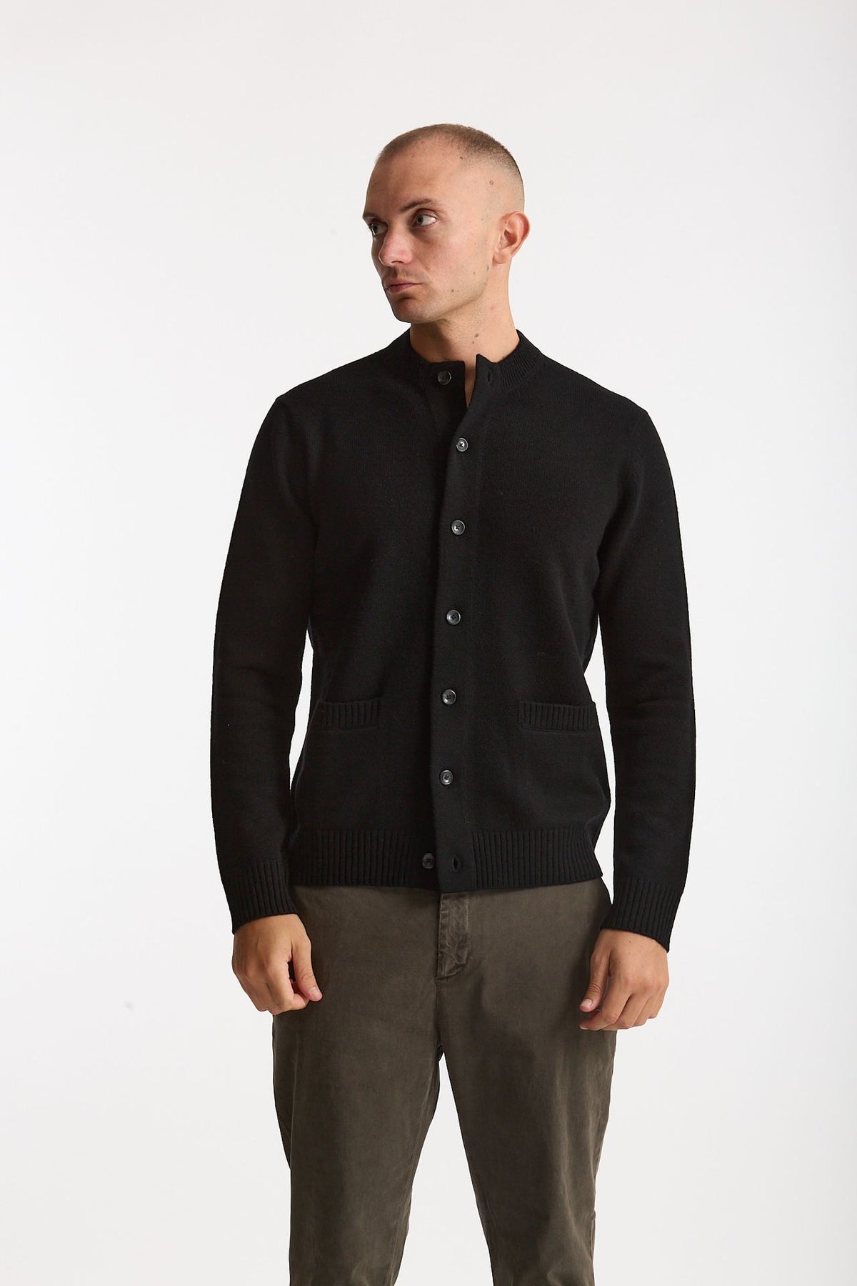 Cardigan in lana supergeelong nero uomo Hosio - 2