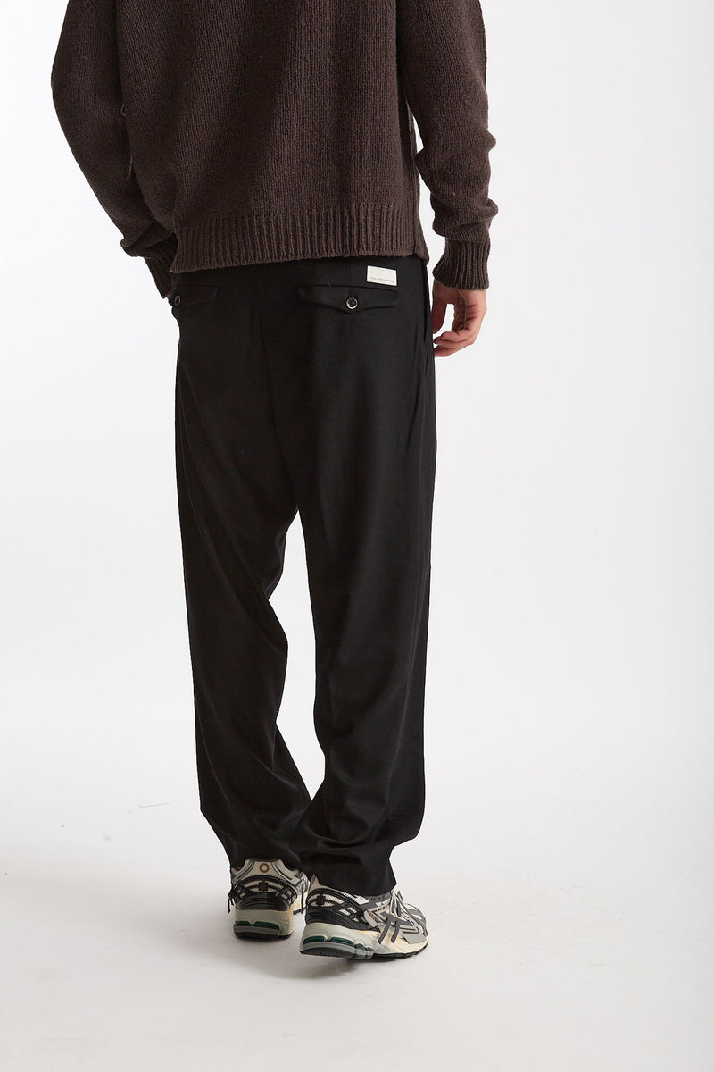 Pantalone KAY BAGGY in lana stretch nero uomo Nine in the morning - 4