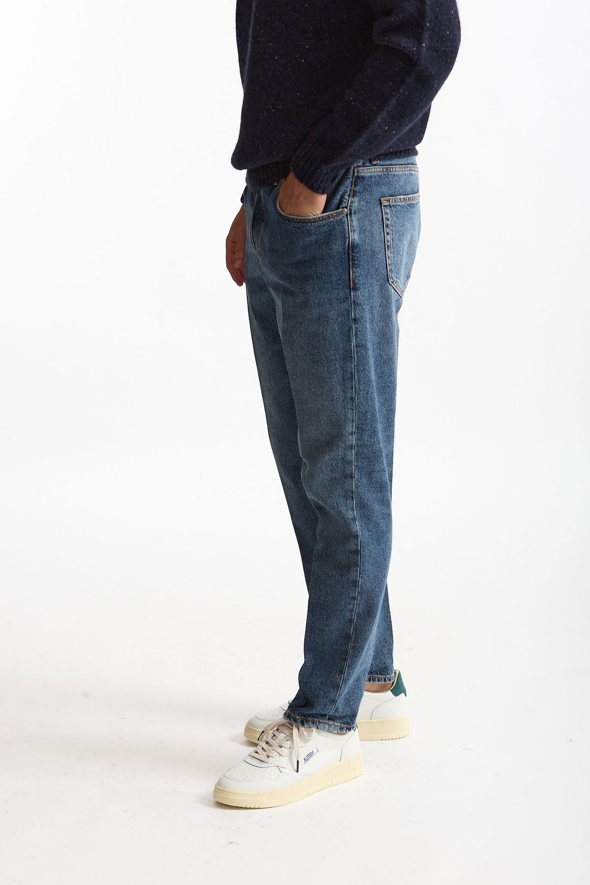 Jeans REGGAE lavaggio medio stone washed uomo Pt torino - 2