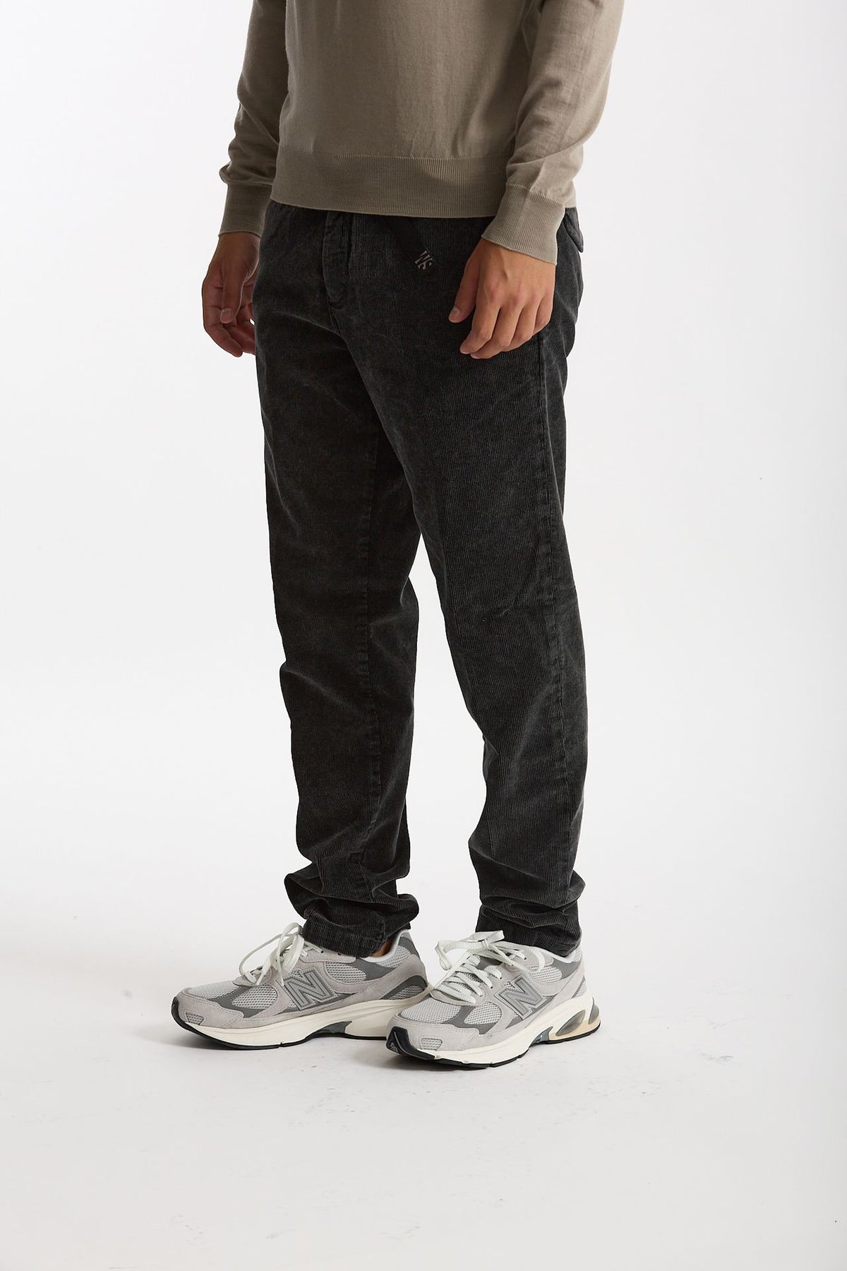 Pantalone in velluto lavato stretch nero uomo White sand - 1