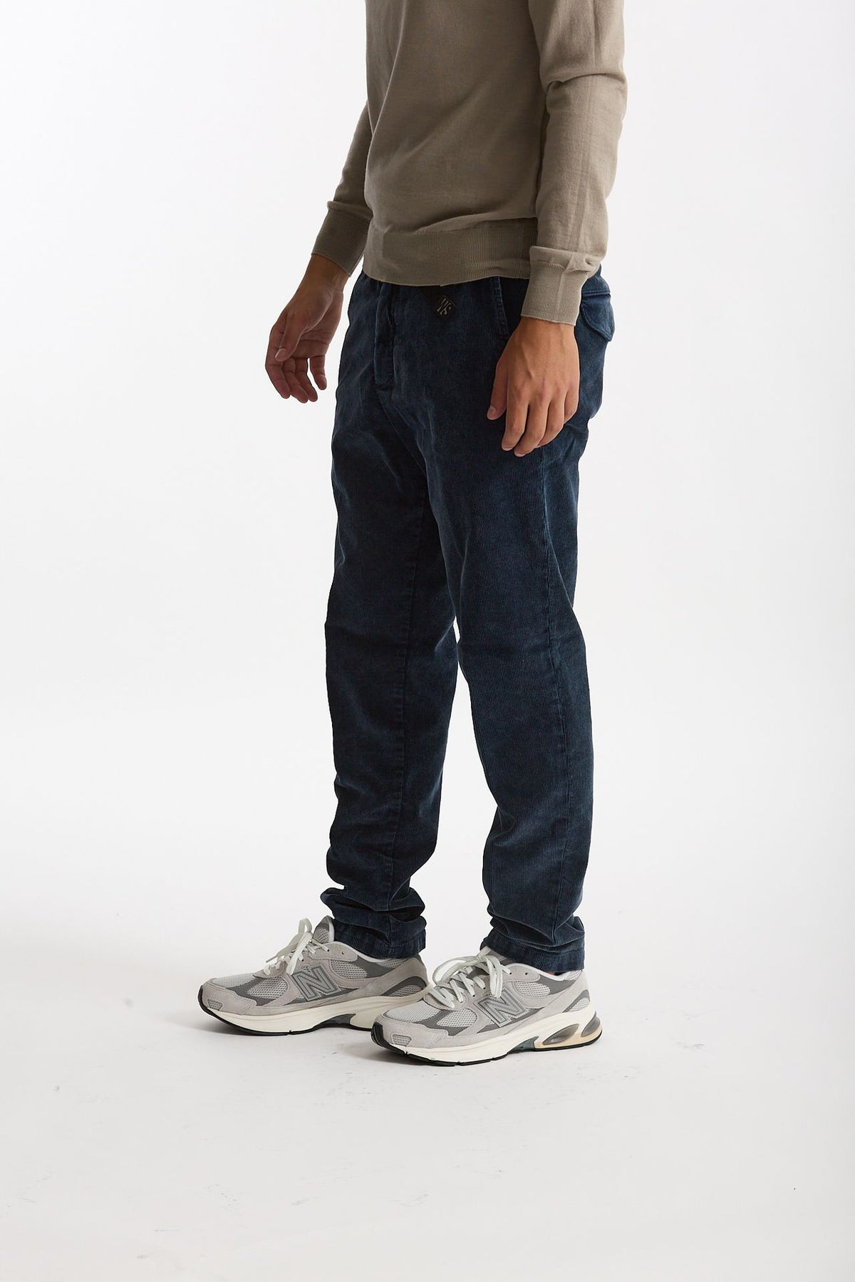 Pantalone in velluto lavato stretch blu uomo White sand - 4