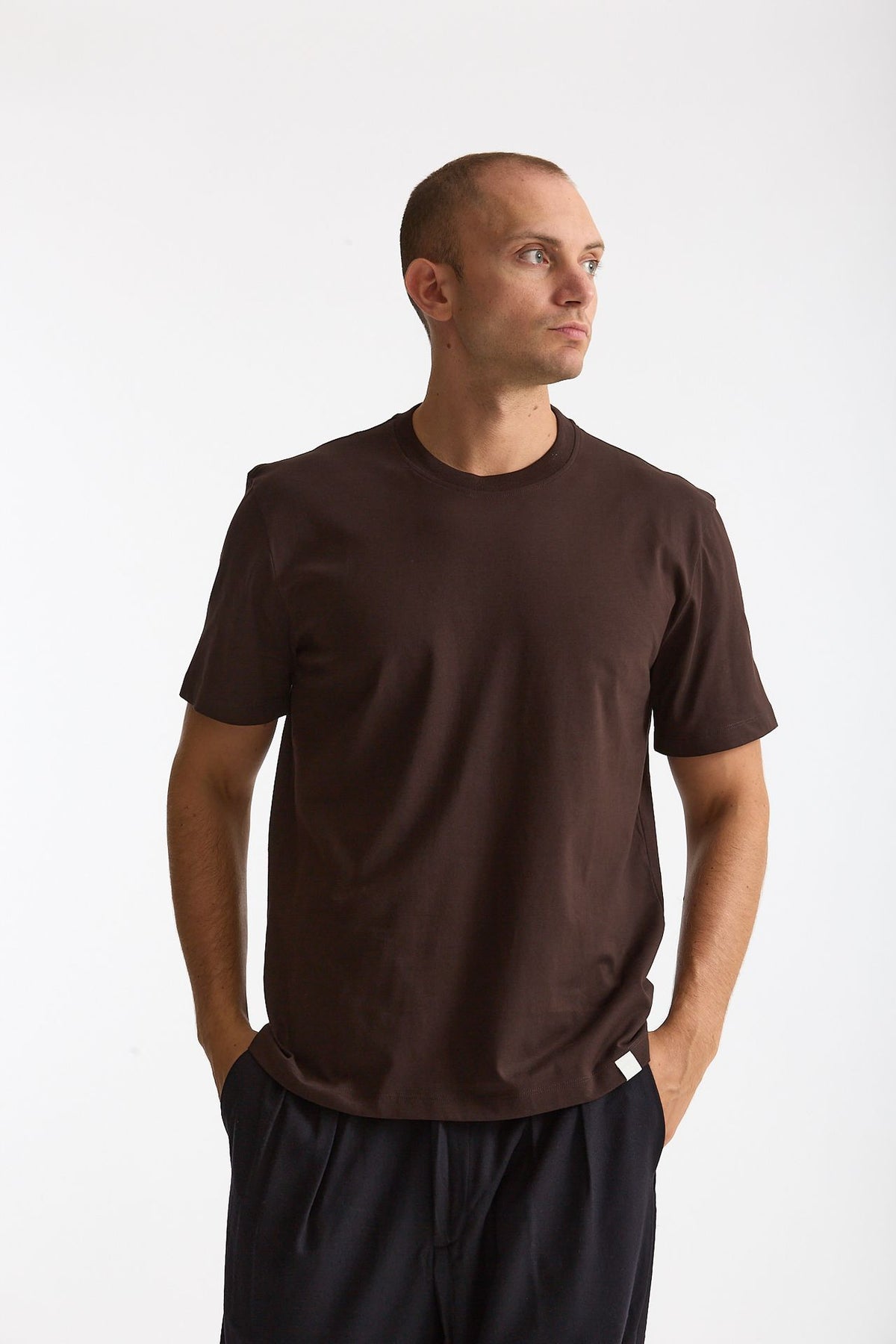 T-shirt girocollo in cotone marrone uomo Woc - 2