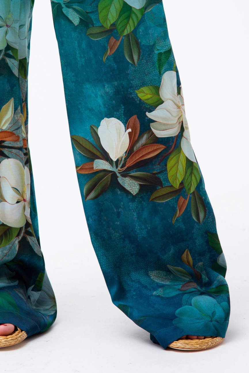 Pantalone largo