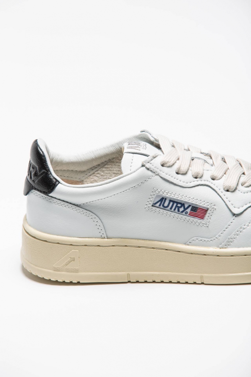 Sneakers MEDALIST LOW-AULW-LL22