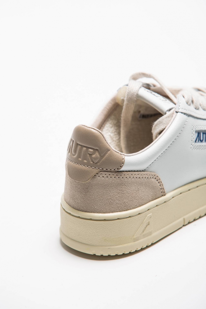 Sneakers MEDALIST LOW-AULW-LS58