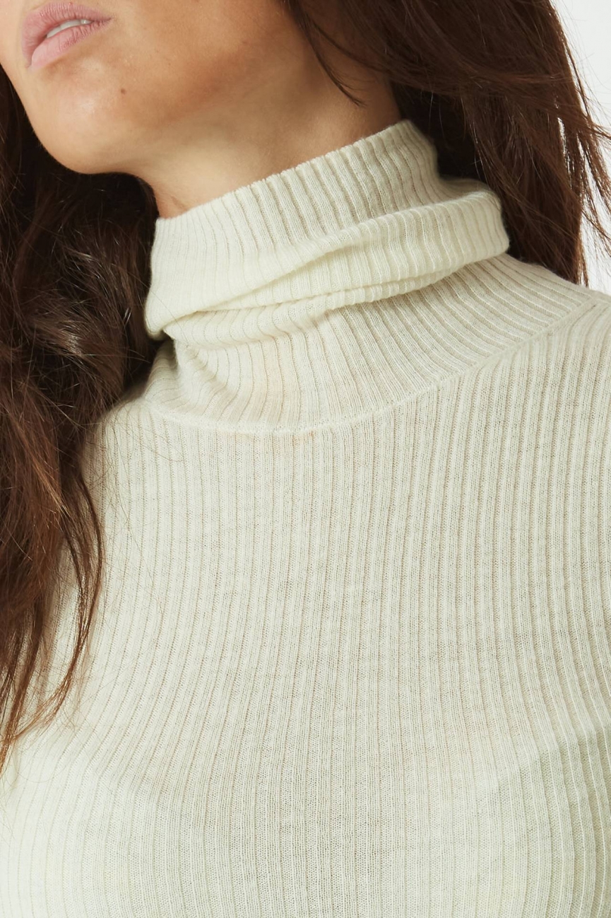 Maglia dolcevita panna 