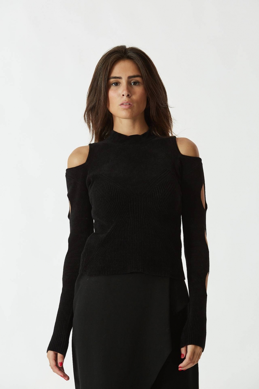 Maglia in ciniglia nera 