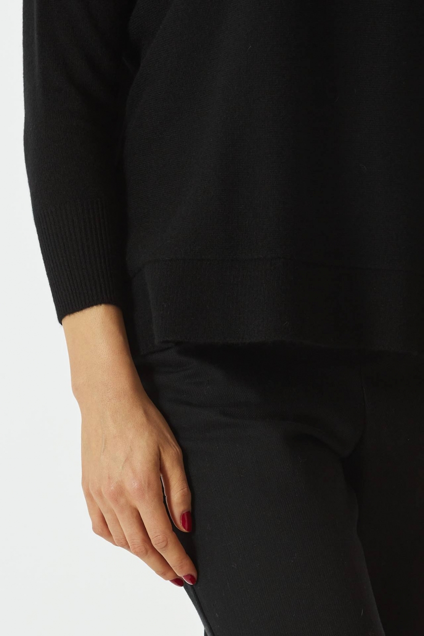 Maglia in cashmere nero