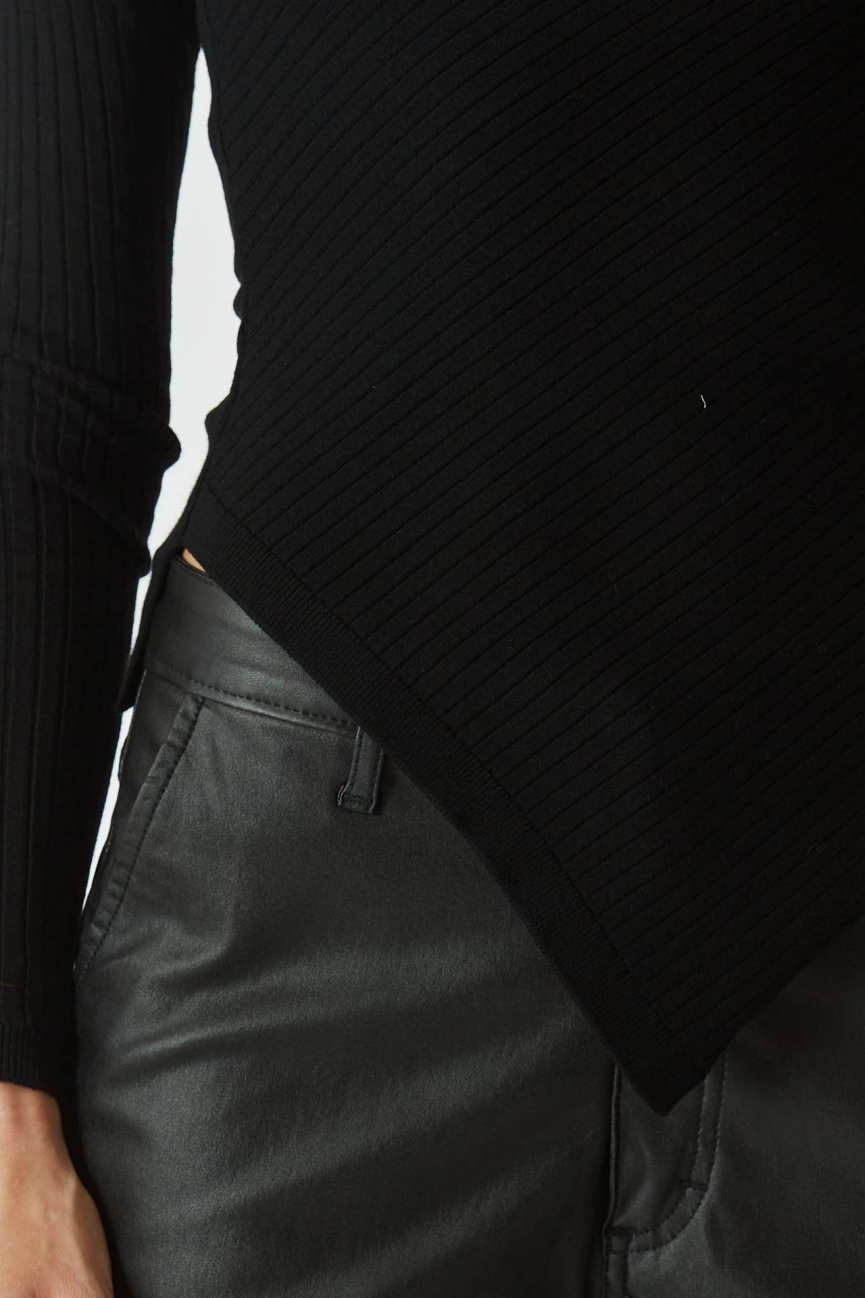 Maglia asimmetrica nera