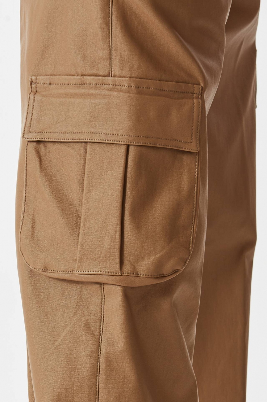 Pantalone cargo caramello
