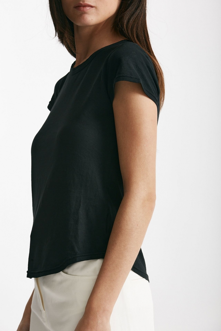 T-shirt basica girocollo nero
