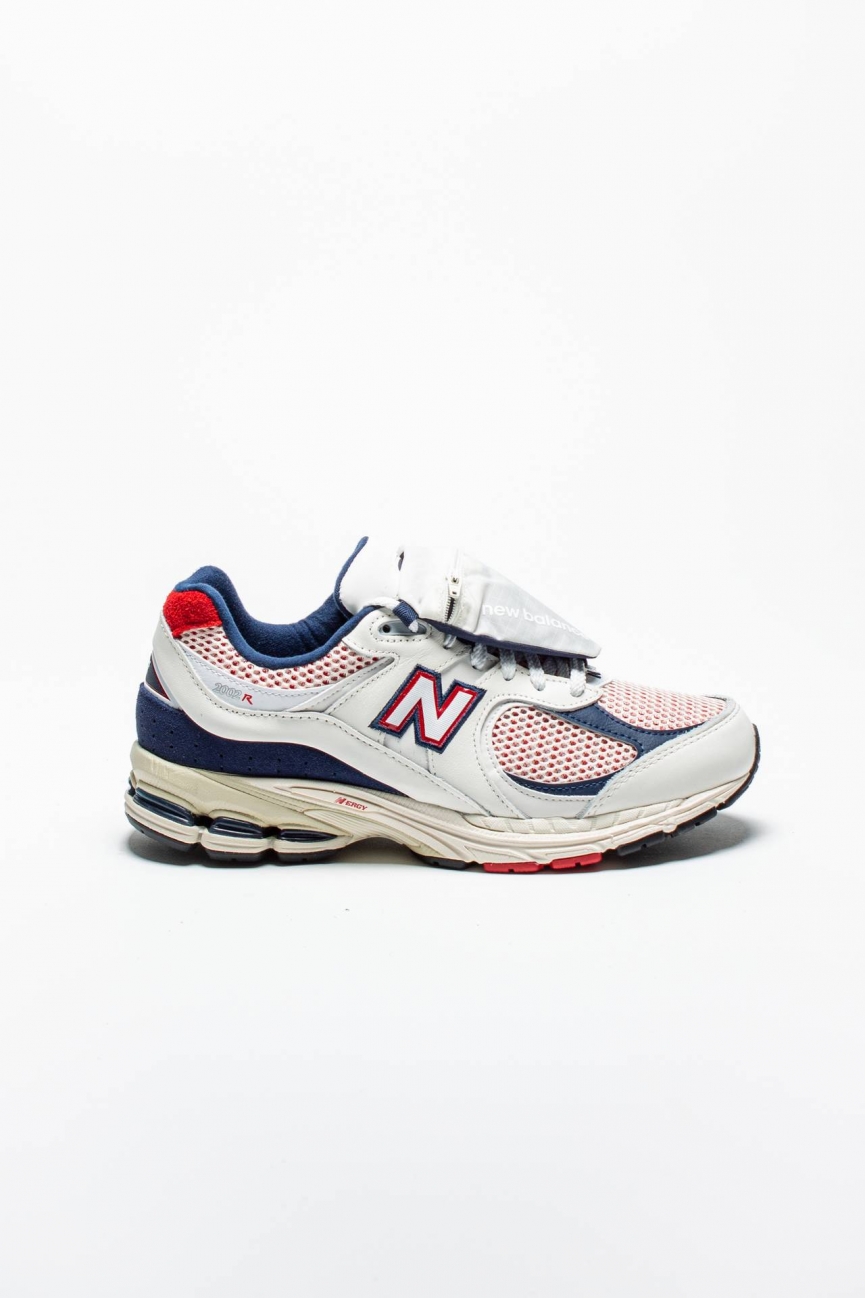 Sneakers 2002R RVE