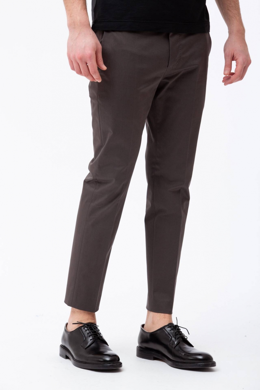 Pantalone in cotone raso stretch