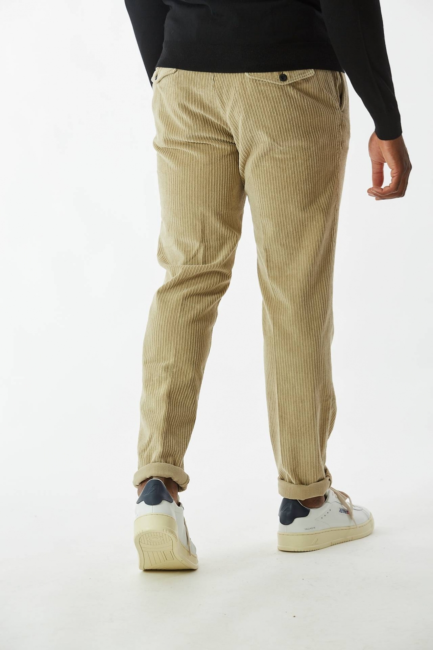 Pantalone stretch in velluto beige 