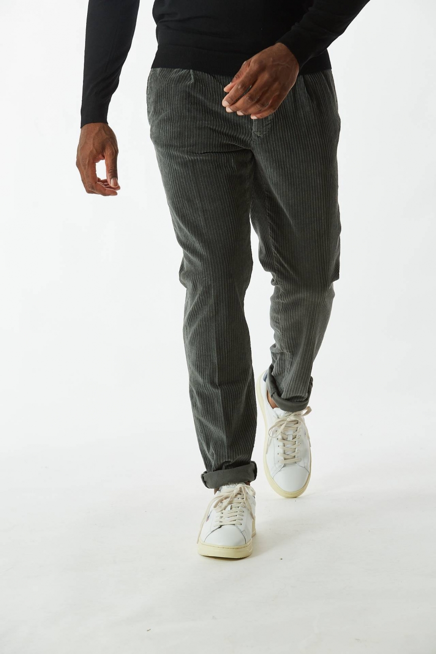 Pantalone in velluto stretch grigio