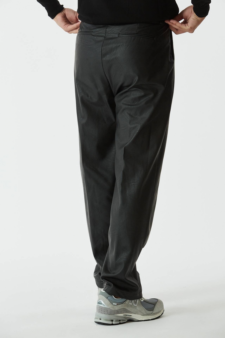 Pantalone in ecopelle nero