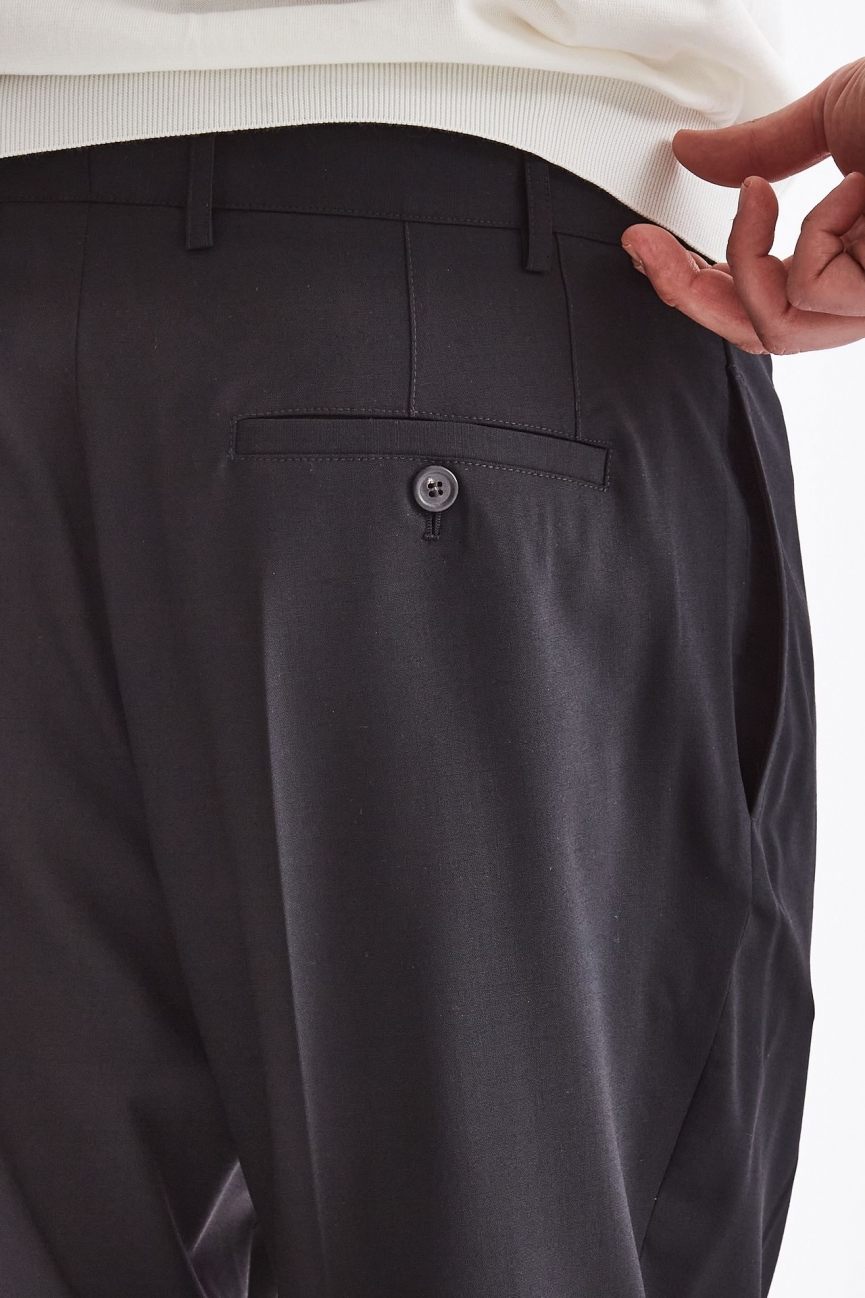 Pantalone in lana stretch nero