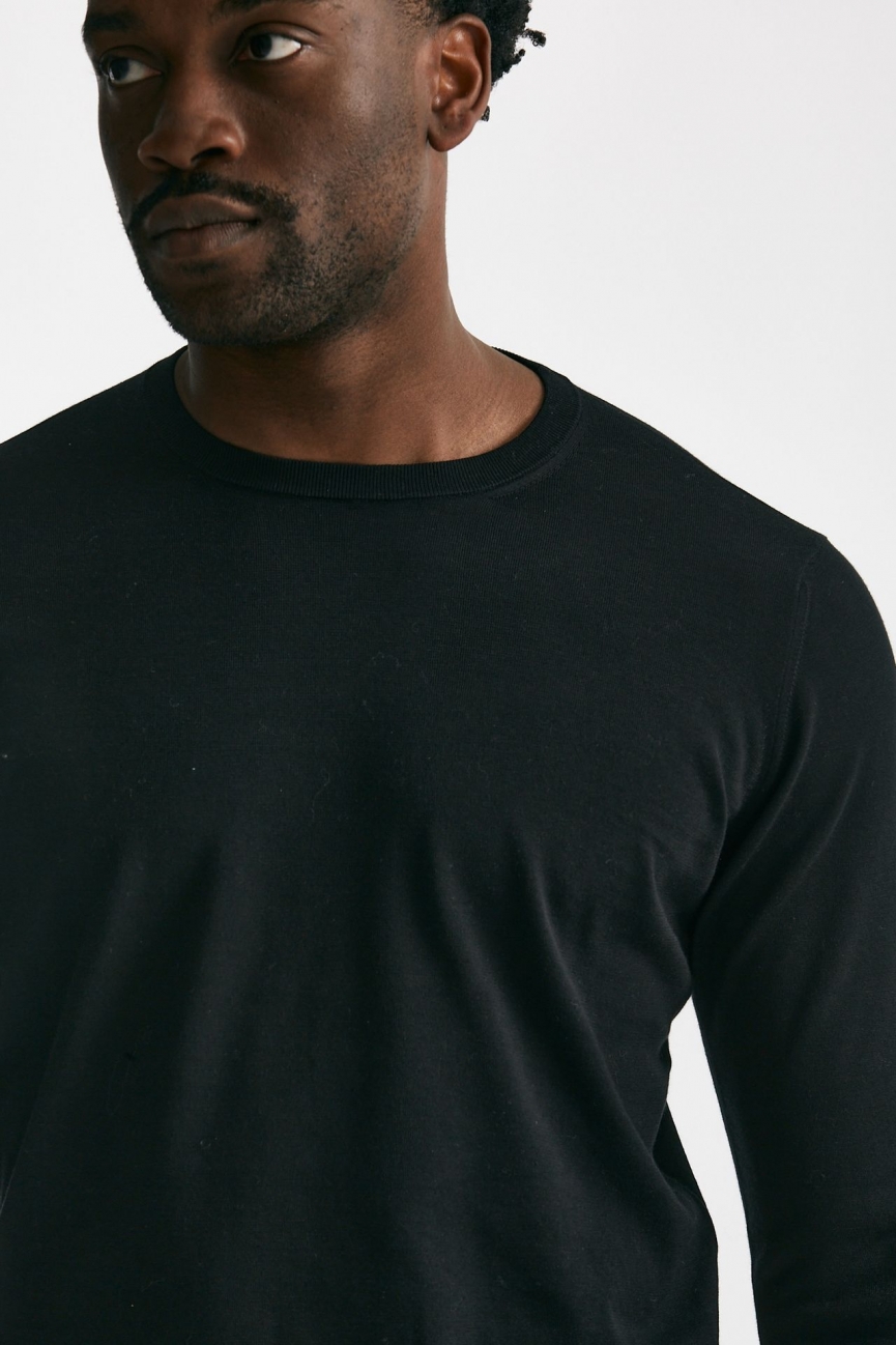 Maglia in cotone girocollo nero
