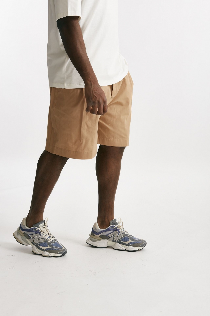 Bermuda gamba ampia in cotone beige 