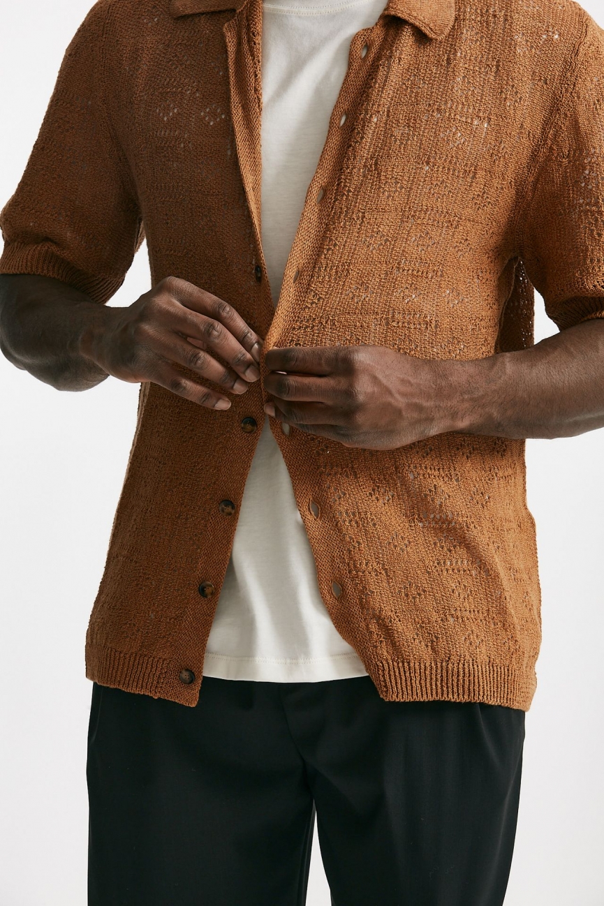 Polo camicia traforata in cotone e lino ocra  