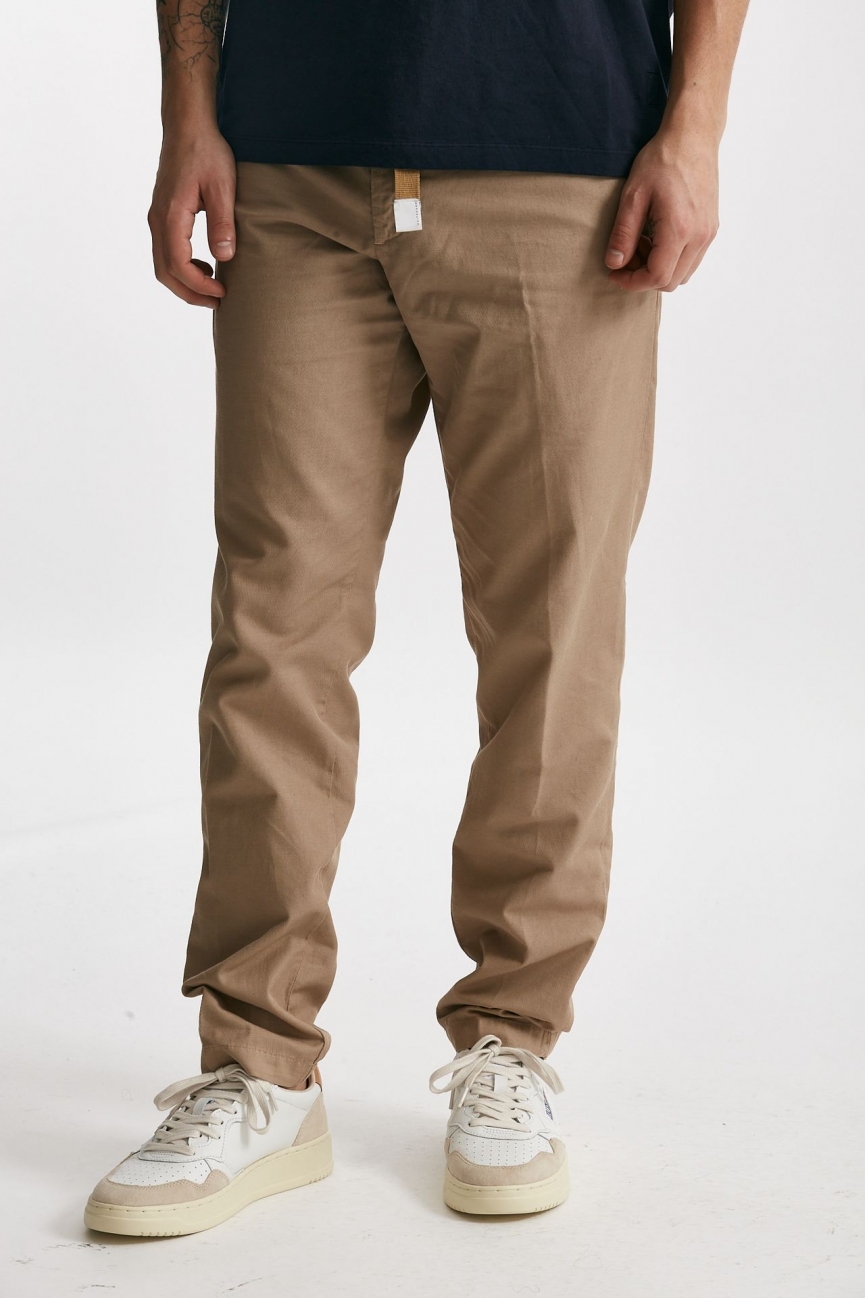 Pantalone in cotone e lino stretch beige