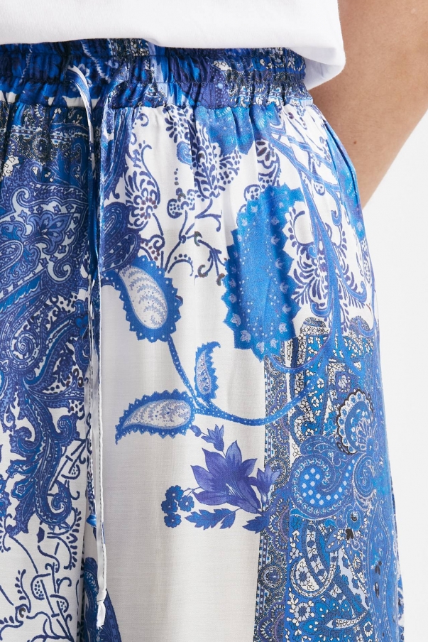 Pantaloni fluidi fant. azzurra blu e bianca
