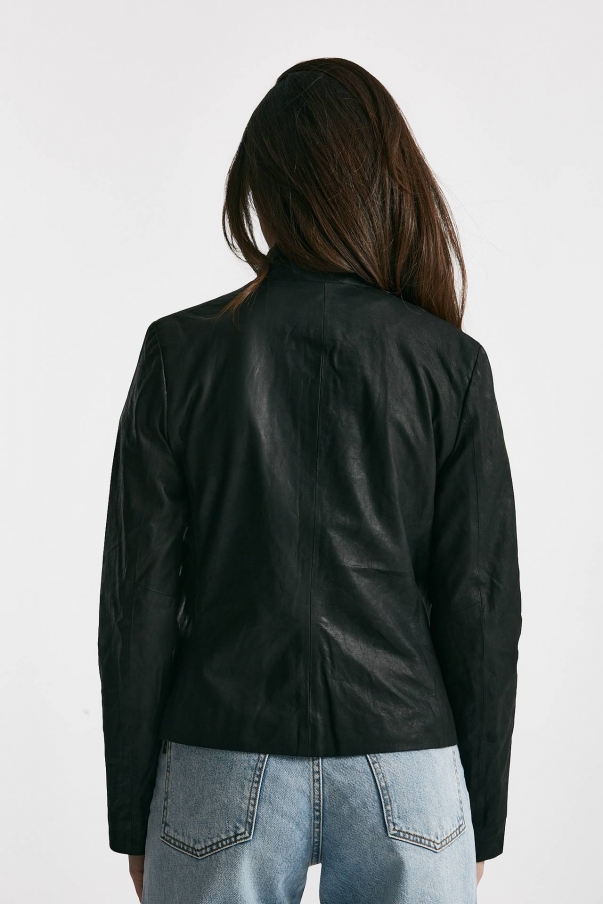 Giacca slim in pelle nero