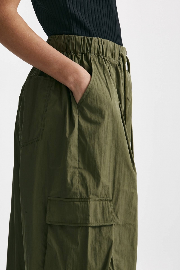 Pantalone over fit in tela tecnica verde militare