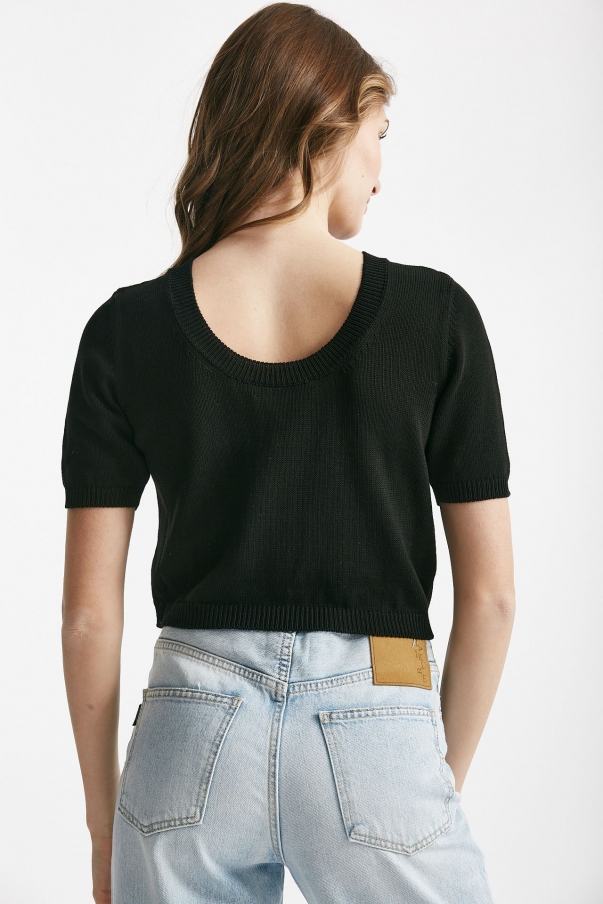 Maglia girocollo crop nero 