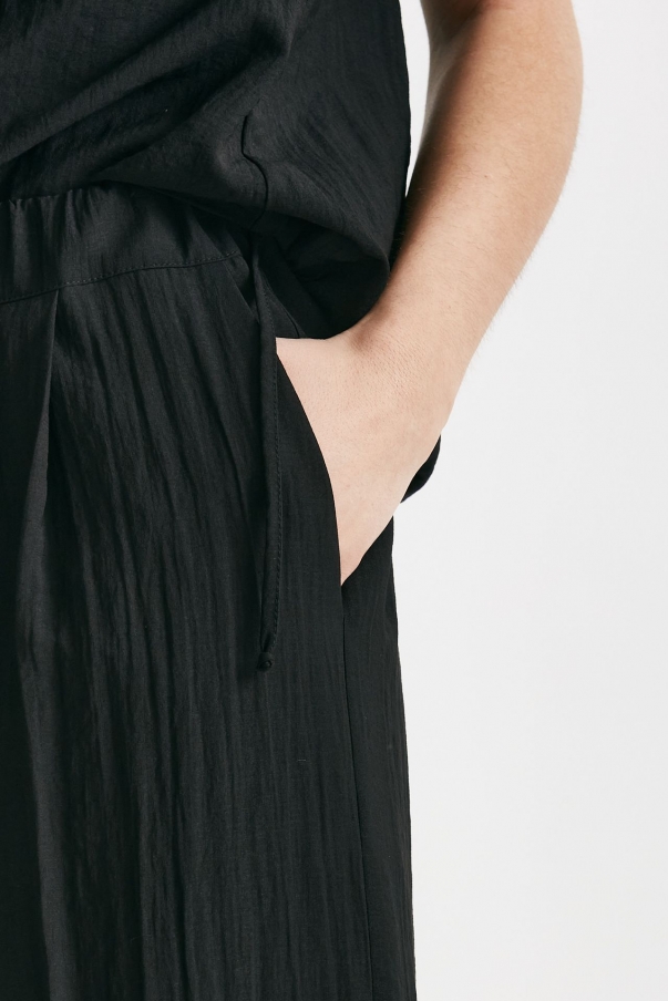 Pantalone effetto stropicciato nero