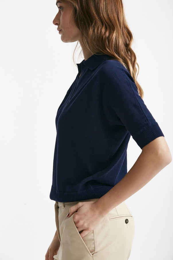 Maglia in cotone blu aperto 