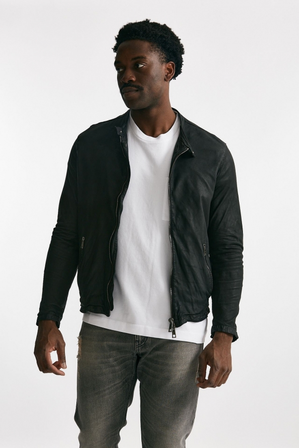 Biker in pelle lavata nero