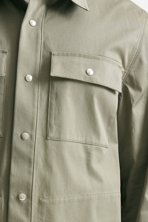 Overshirt in cotone stretch verde