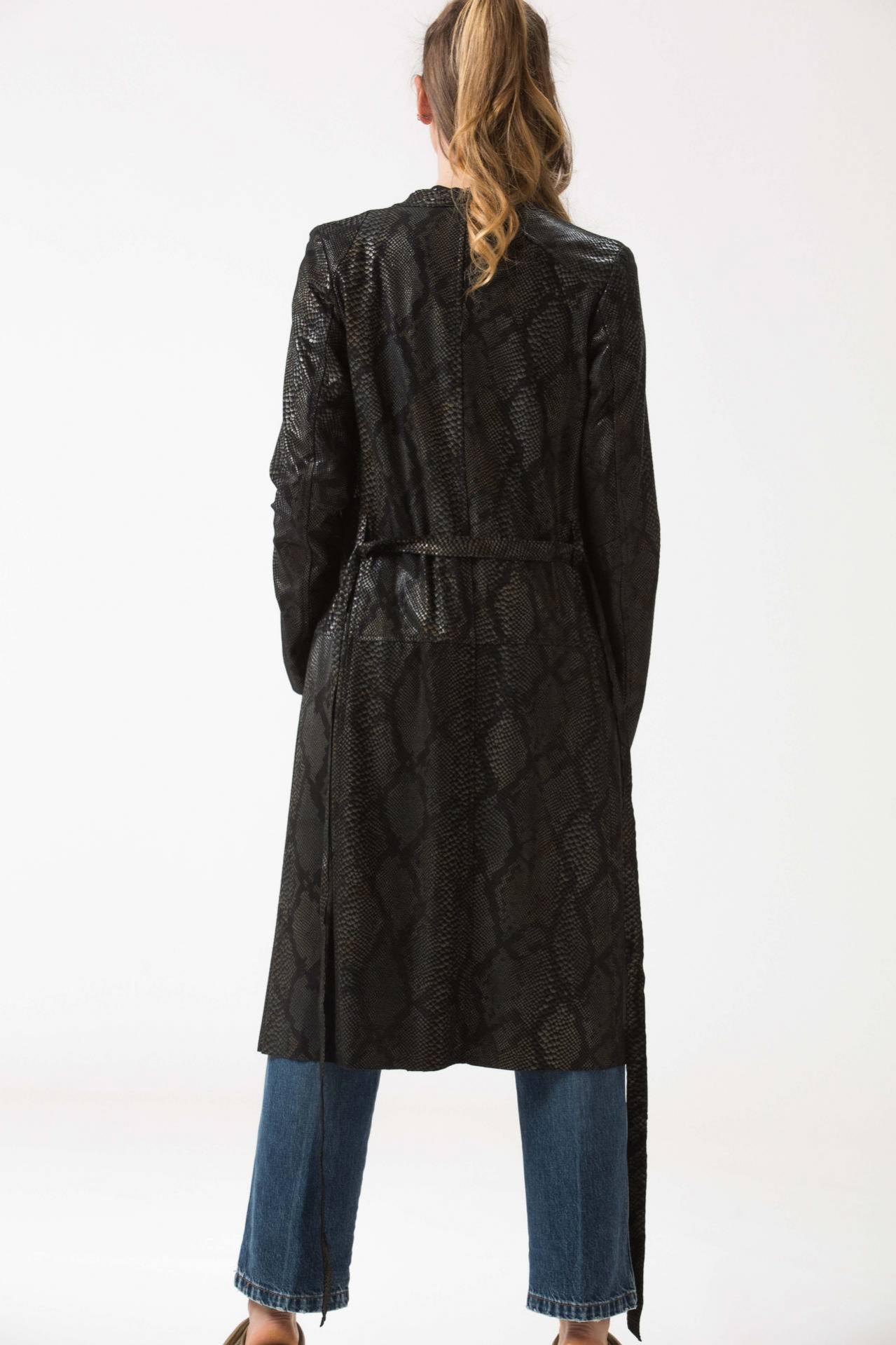 Trench in pelle