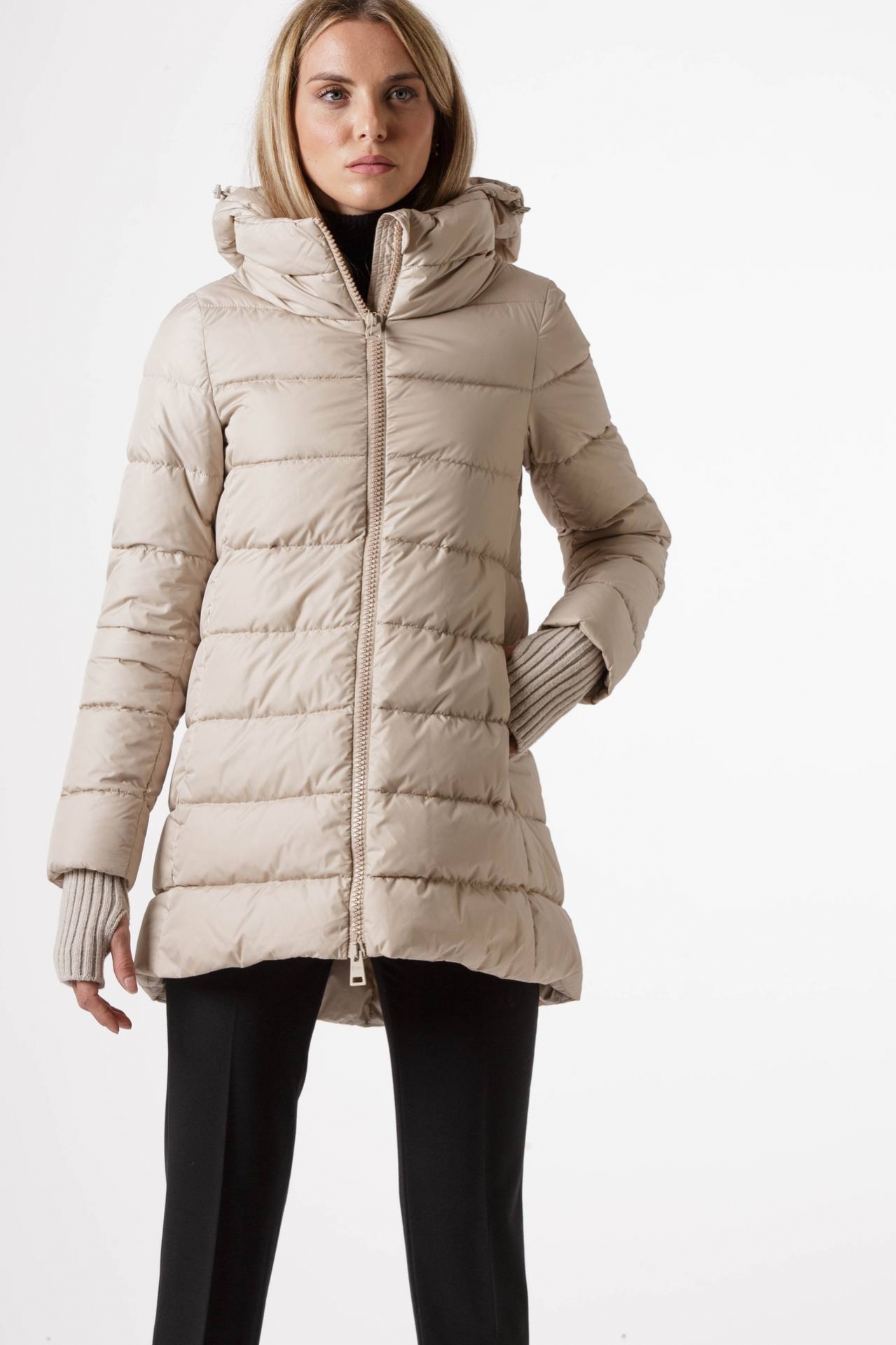 Midi down jacket
