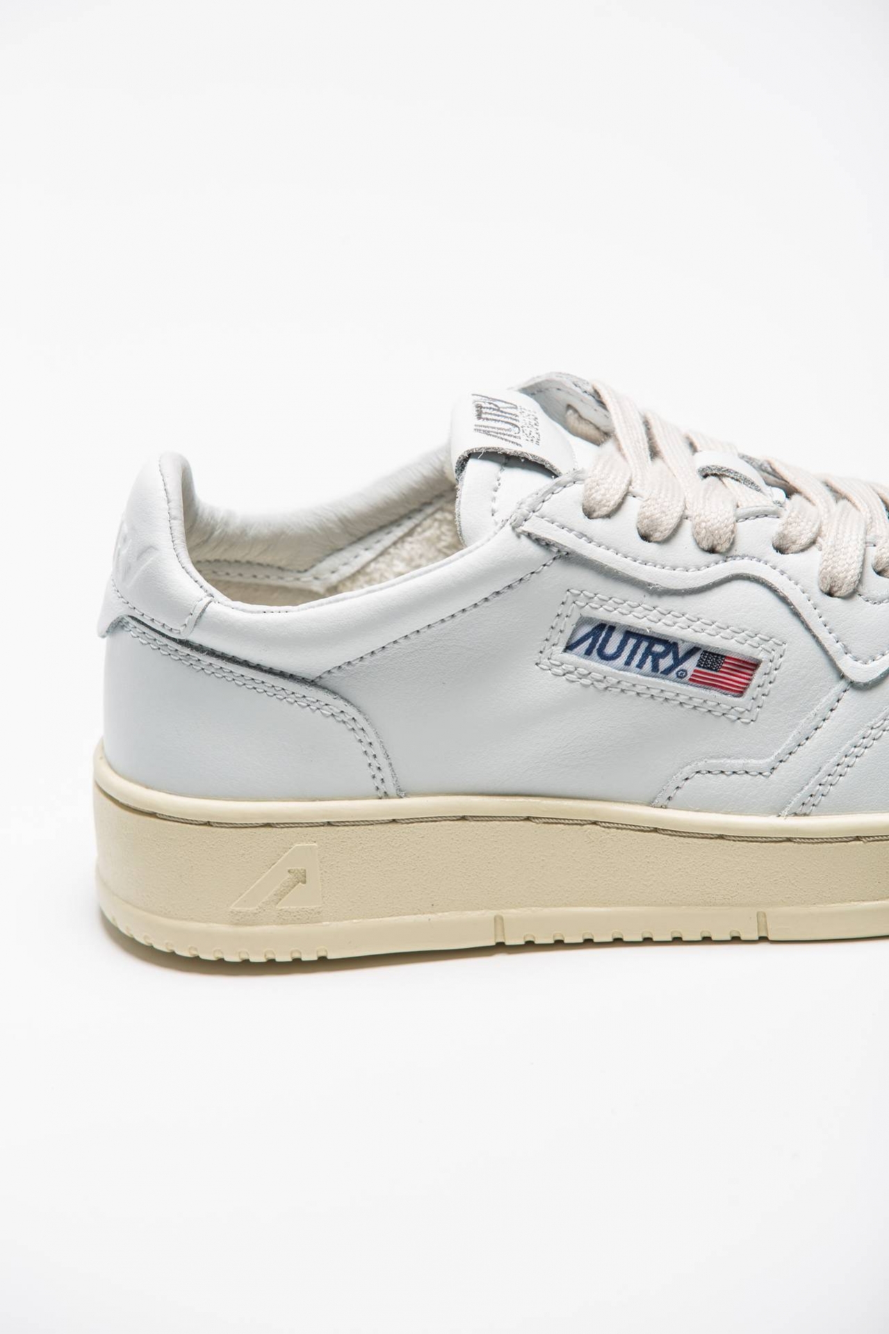 Sneakers MEDALIST LOW-AULW-LL15
