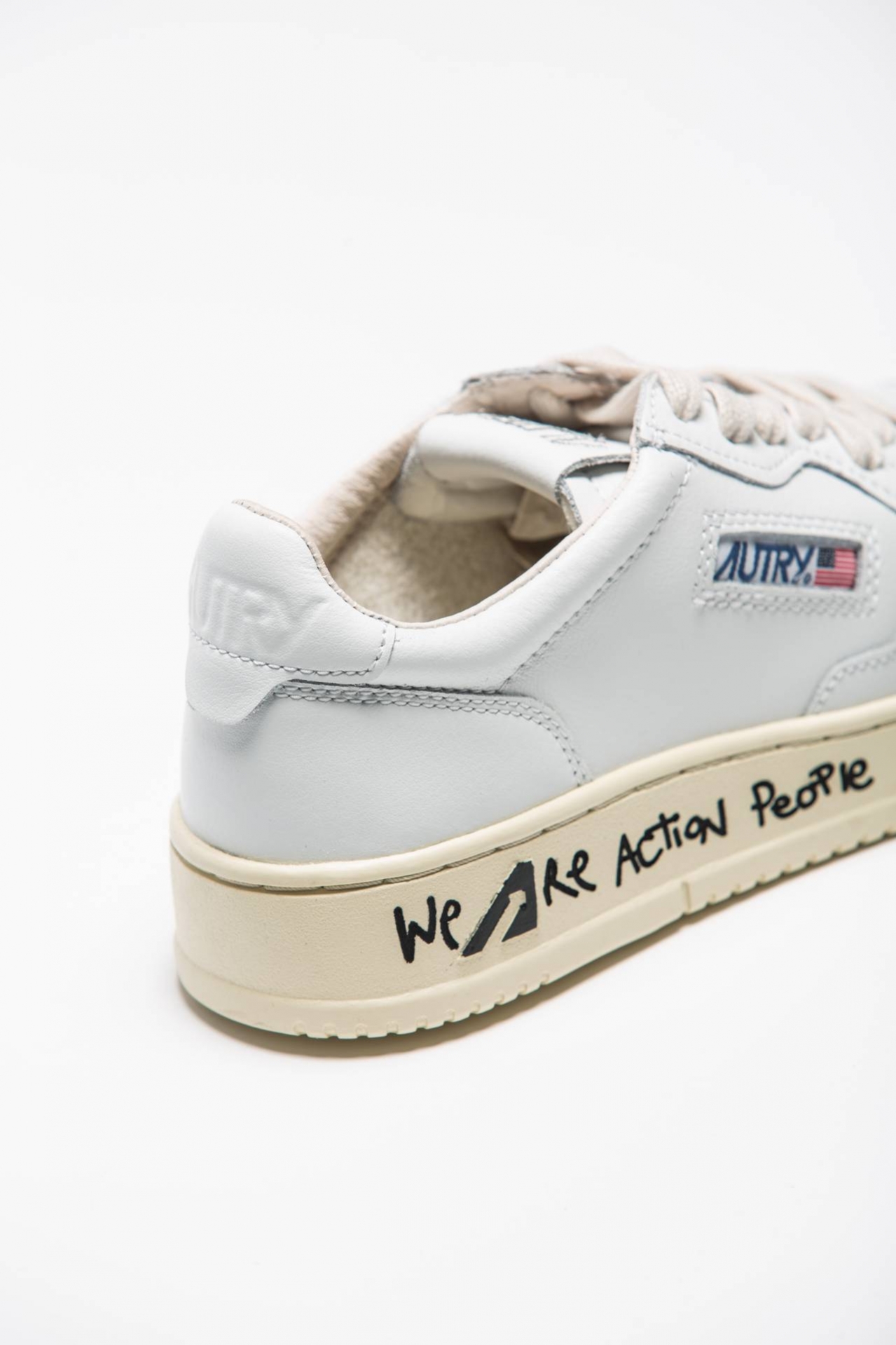 Sneakers MEDALIST LOW-AULW-LD06