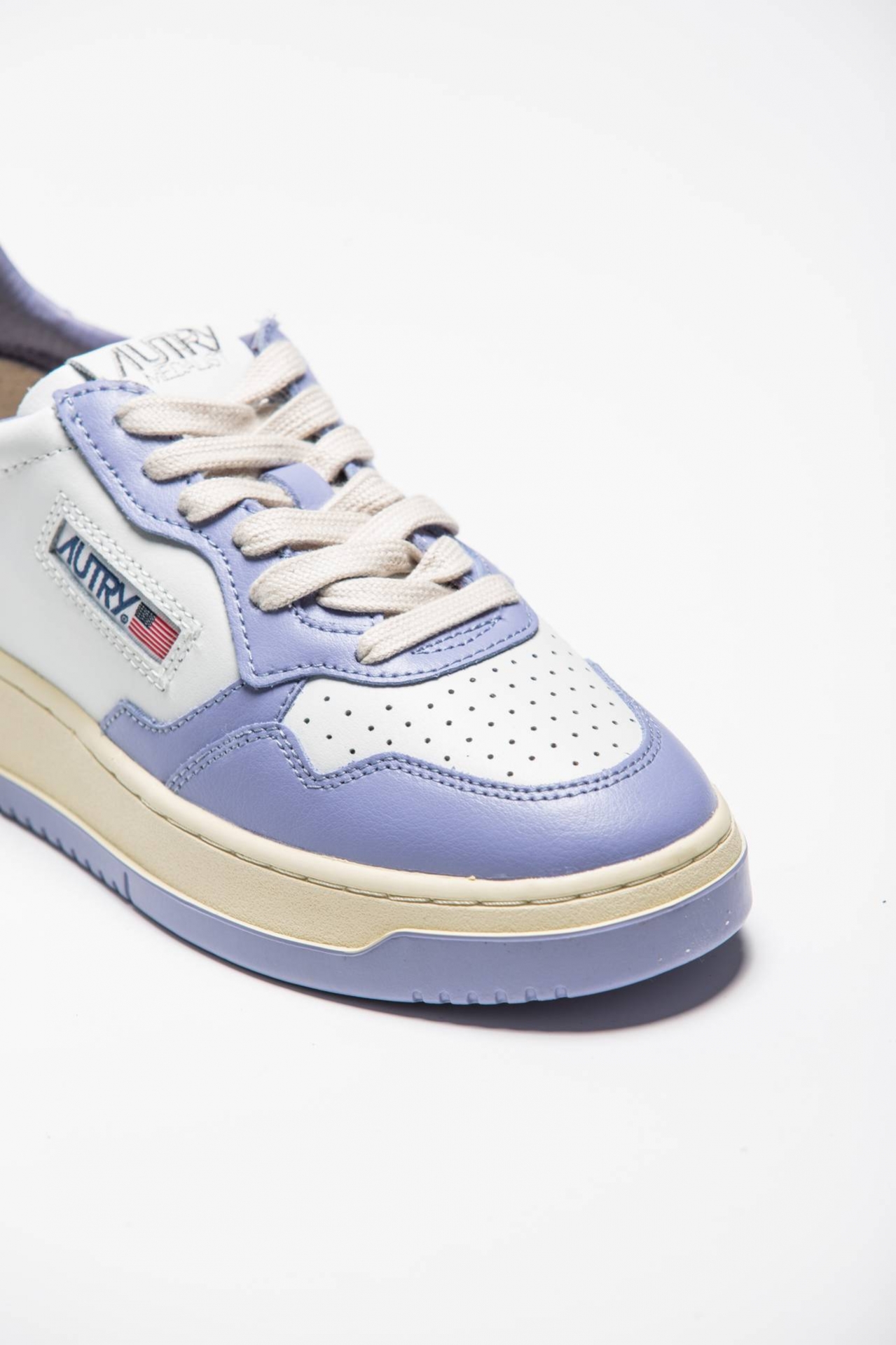 Sneakers MEDALIST LOW-AULW-WB19