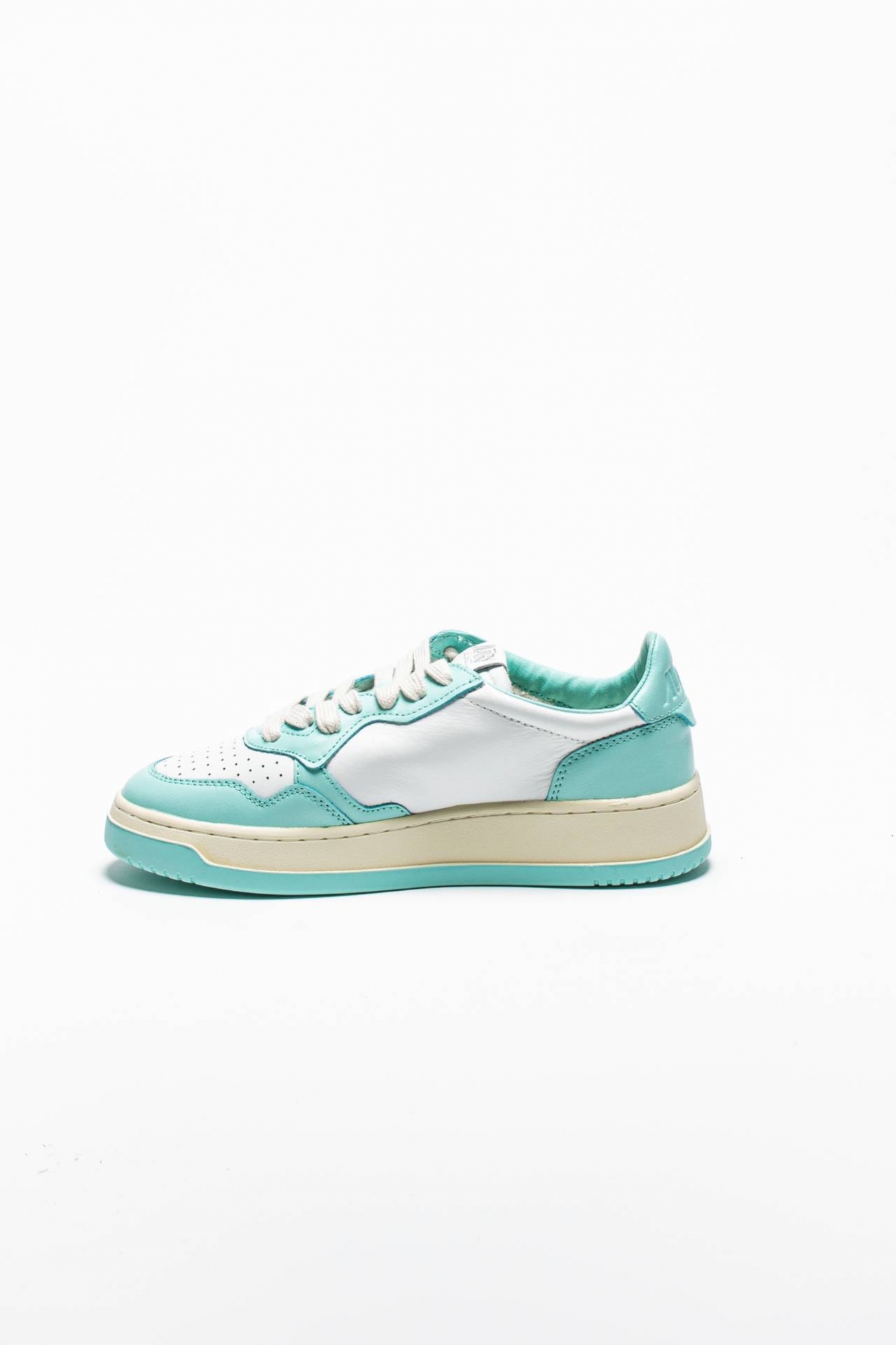 Sneakers MEDALIST LOW-AULW-WB20
