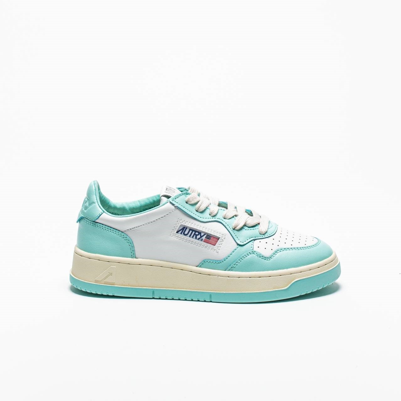 Sneakers MEDALIST LOW-AULW-WB20