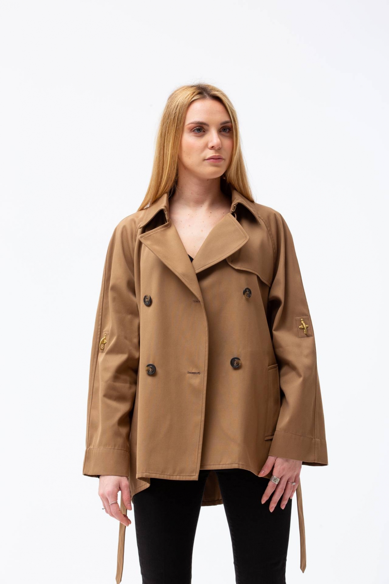 Trench corto