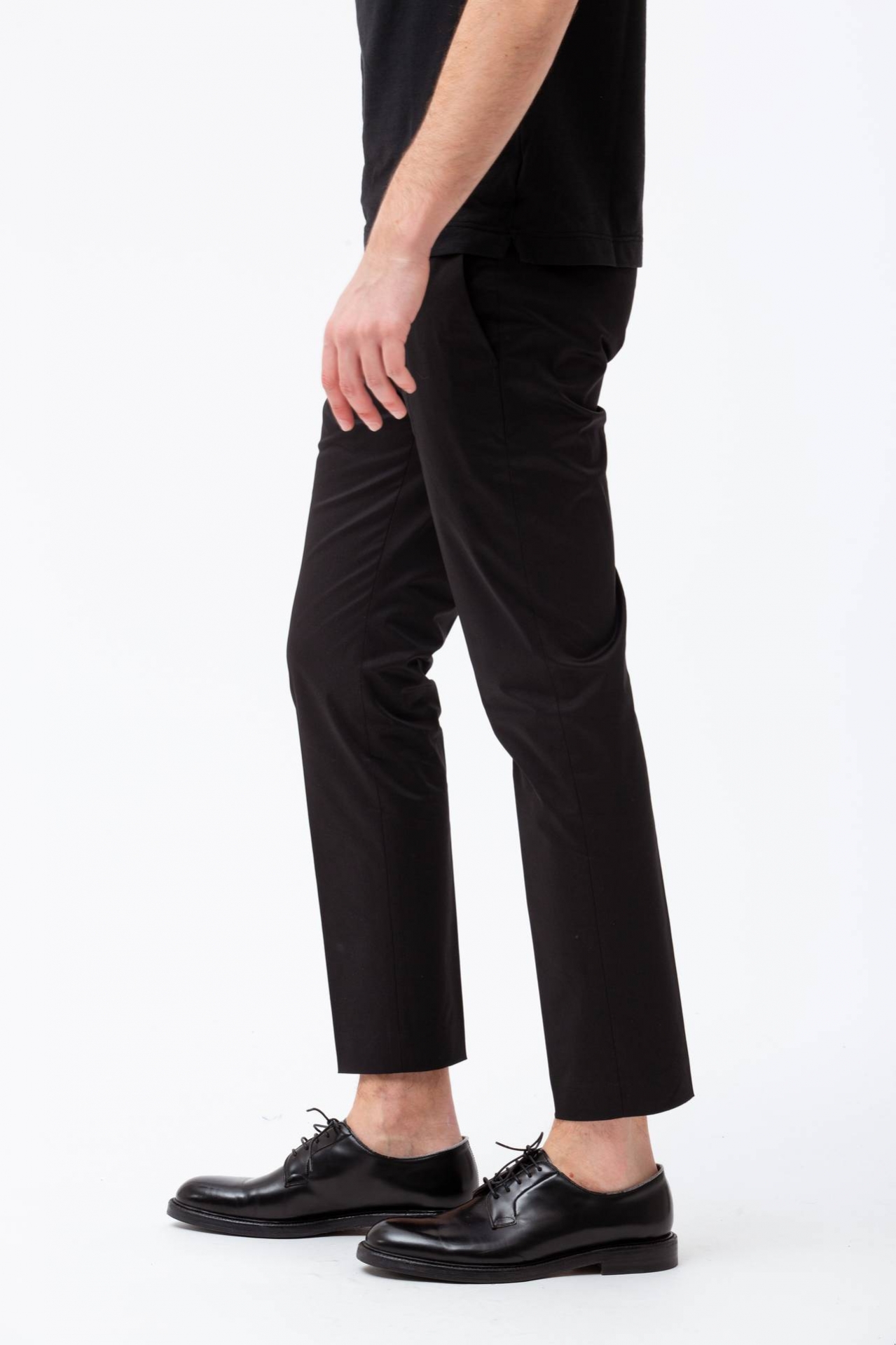 Pantalone in cotone raso stretch