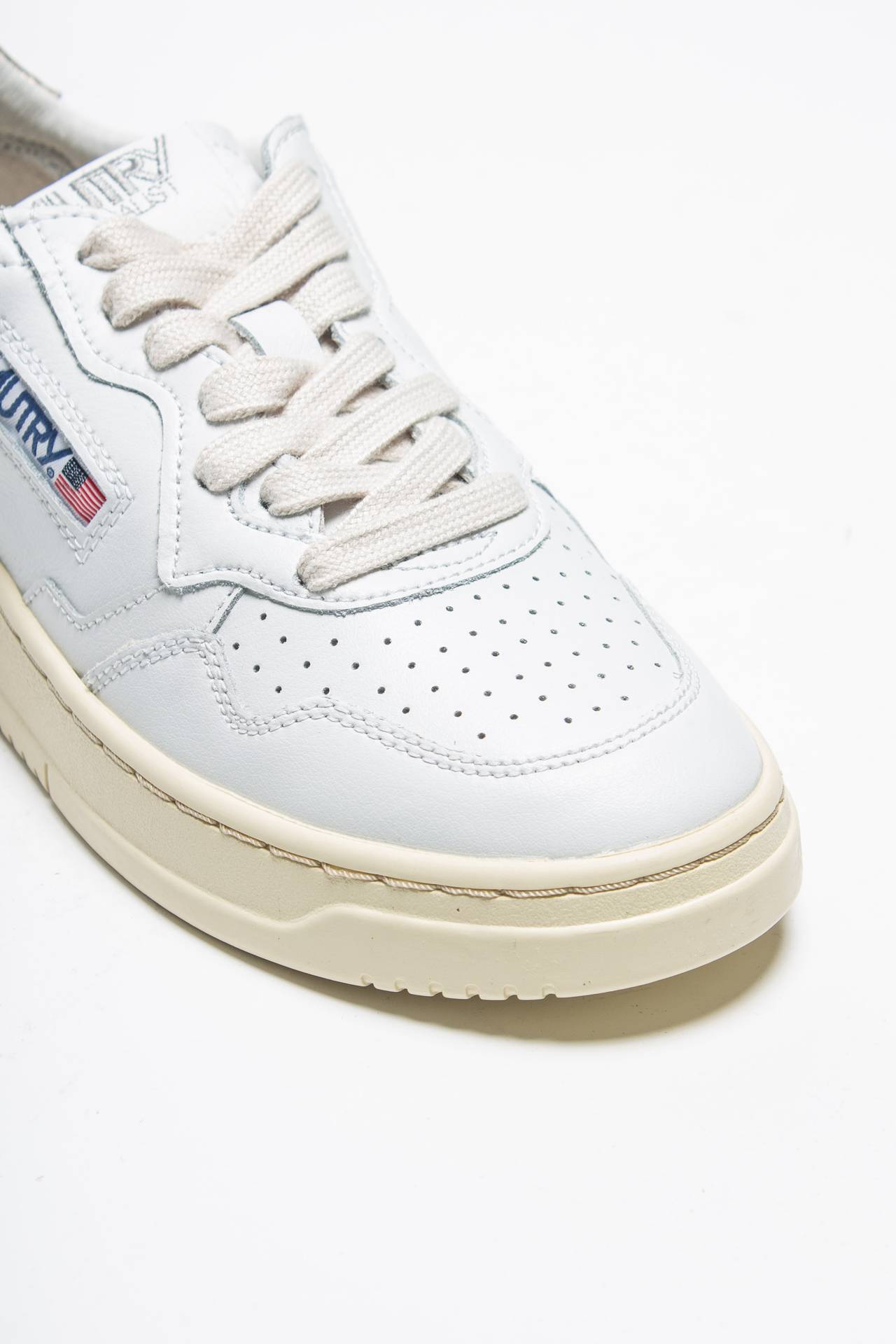 Sneakers MEDALIST LOW-AULW-LL06