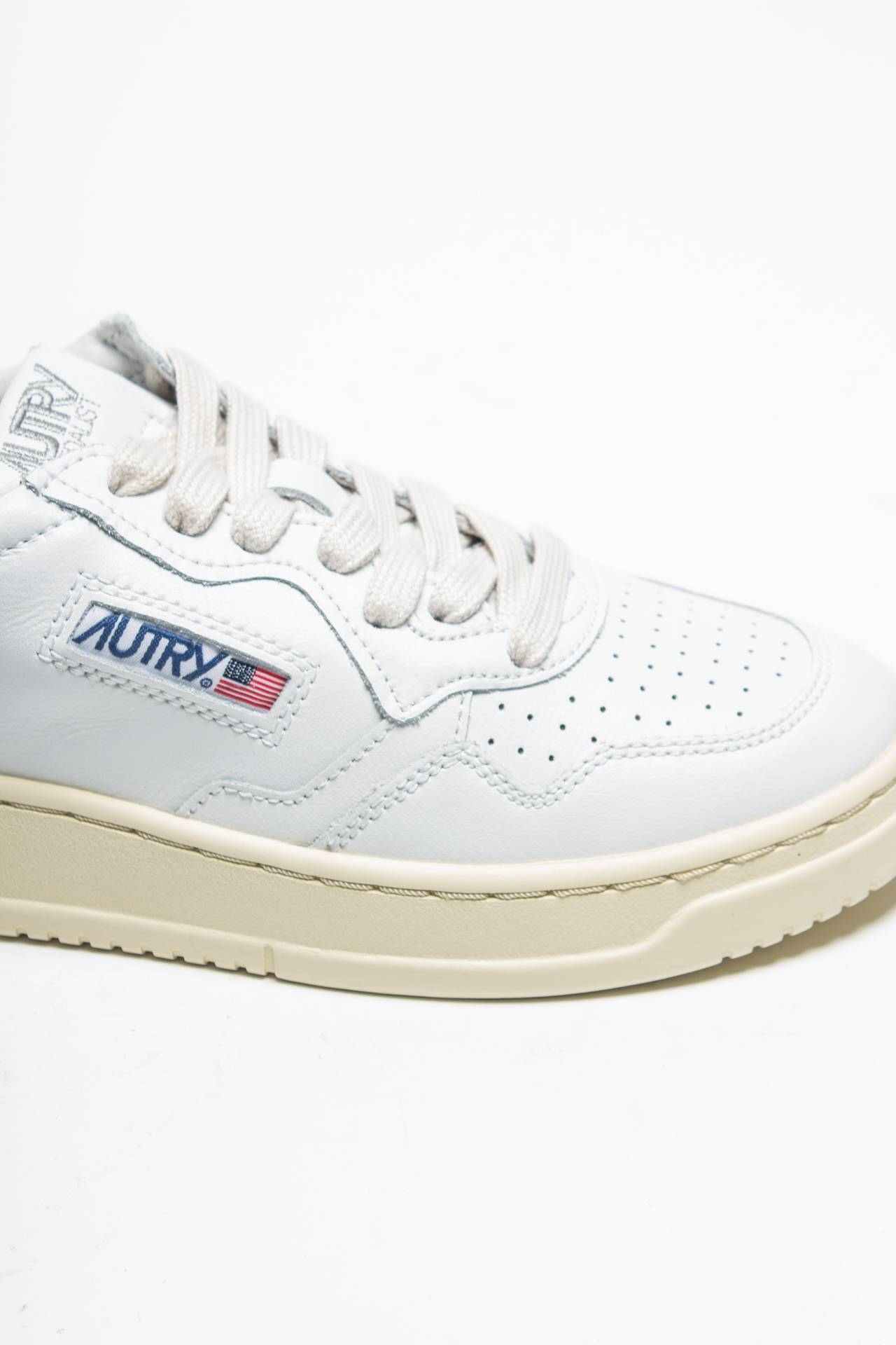 Sneakers MEDALIST LOW-AULW-LL06